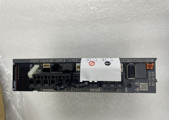 MR-J4-20A 200W industrieller Servo-Antriebs-Mitsubishi-Herr 3 Phase J4 AC170 V