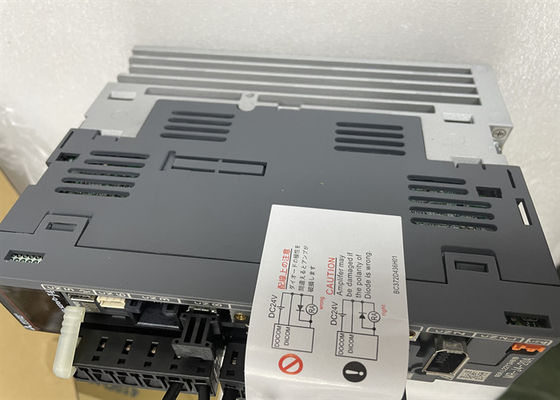 MR-J4-20A 200W industrieller Servo-Antriebs-Mitsubishi-Herr 3 Phase J4 AC170 V