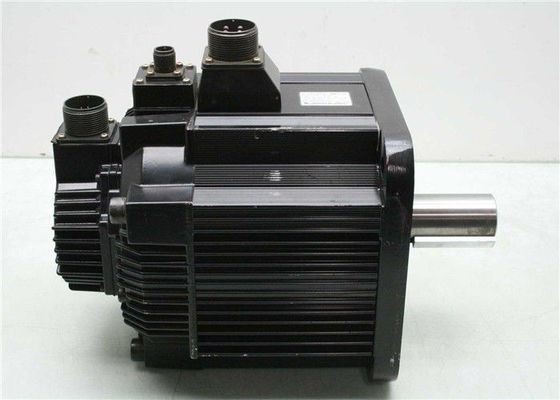 SGMGH-30DCA6C industrieller DC-Servomotorantrieb Yaskawa 2900W 18,6 Nanometer 400V 11.9A