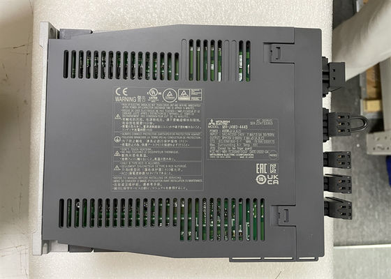 MR-J4W3-444B Wechselstrom-Servoverstärker Mitsubishi 400W 3PH 170V 50/60HZ
