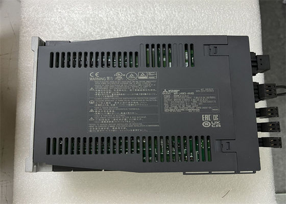 Mitsubishi MR-J4W3-444B Wechselstrom-Servoverstärker elektrisches 0.4kw