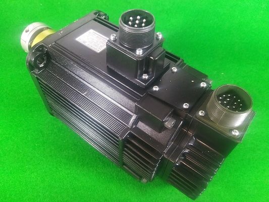 SGMGH-13ACA61 240V industrielles Servo fährt integrierte Servomotorleistung 1.3KW