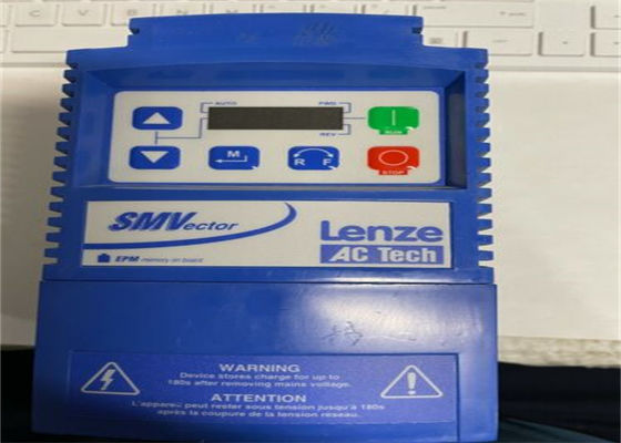 Lenze ESV371N01SXB Kilowatt 0,5 HP des ANTRIEBS-FREQUENZUMRICHTER-0,37 KEINE COMMS-STANDARDtastatur