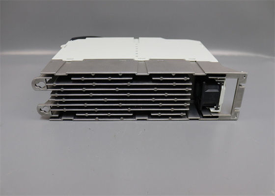 Lenze E70ACMSE0644SA1ETR SERVO-INVERTER I700 BIS 2000 Hz MÖGLICH