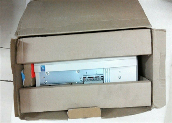 EINZELNES ACHSEN-LÖSUNGSMITTEL Lenze E70ACMSE0484SA1ETR SERVO-INVERTER I700