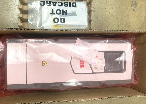 ACS880-01-027A-5 Frequenzumrichter 3AUA0000143747 27A 20HP Wechselstrom-Antrieb