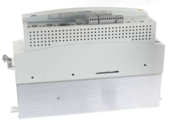 SERVOprüfer Lenze EVS9324-CIV003 9300 REIHE Kilowatt 400/480 VAC-3,0 (4 HP)