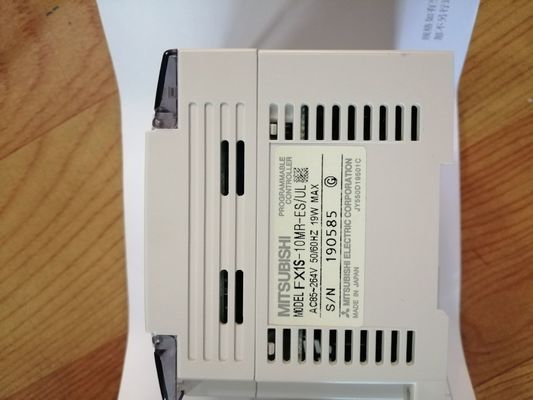 INDUSTRIELLER SERVOfahrer YASKAWA SGD7S-R90A20A 100W 0N/M New Original