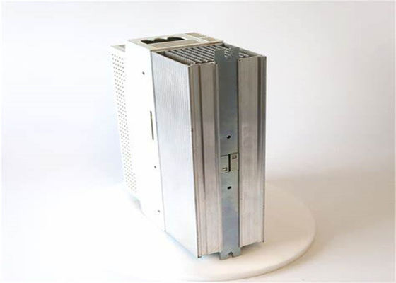 SERVOprüfer Lenze EVS9328-ESV004 9300 REIHE Kilowatt 400/480 VAC-22-30 (29.5-40.2 HP)