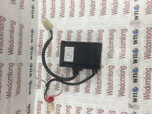 SGMPH-01A1A-YR21 Yaskawa Wechselstrom-SERVOmotor   100W 0.317N.m 3000RPM 200V