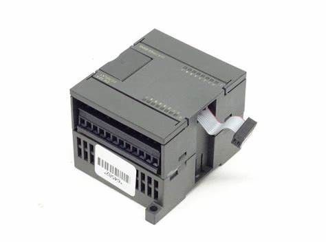 6ES7223-1PH22-0AX0 Siemens SIMATIC S7-200, Digital Input-/Outputem 223 8 DC der DI-24 V