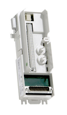 ABB 3BSE013233R1 pressen bis 16 Ein-/Ausgabekanäle Modul-Beendigungs-Einheit zusammen