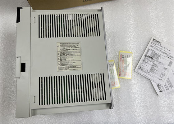 VERSTÄRKER MR-J2S-350B4 Mitsubishi Electric 3.5KW MR-J2S Servowechselstrom-Antrieb 350A 3-phasig