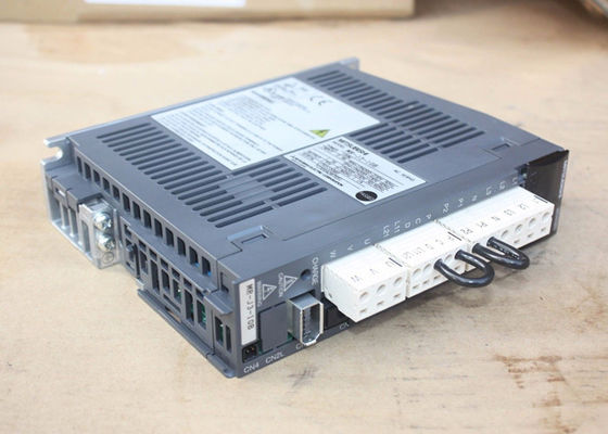 Reihe MR-J3-10B Mitsubishi Electric MELSERVO MR-J3 industrieller Wechselstromservo-Antriebs-Verstärker 100W