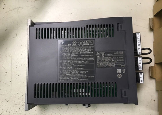 Mitsubishi 1KW Wechselstromservoverstärker MR-J4-100A-RJ 200V Servo-Antrieb NEU auf Lager