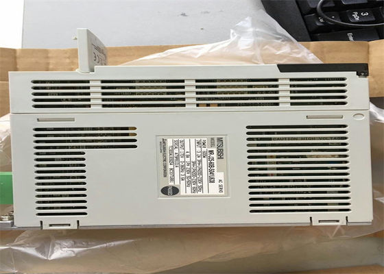 MR-J2S-60B-S041U638 Mitsubishi industrielles Servo fährt Servoverstärker 600w
