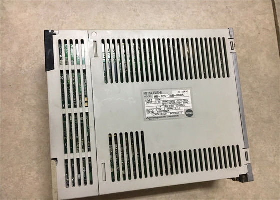 Antrieb MR-J2S-70B-U005 Mitsubishi Electric 750W Servo-Wechselstrom-VERSTÄRKER 200V NEU AUF LAGER