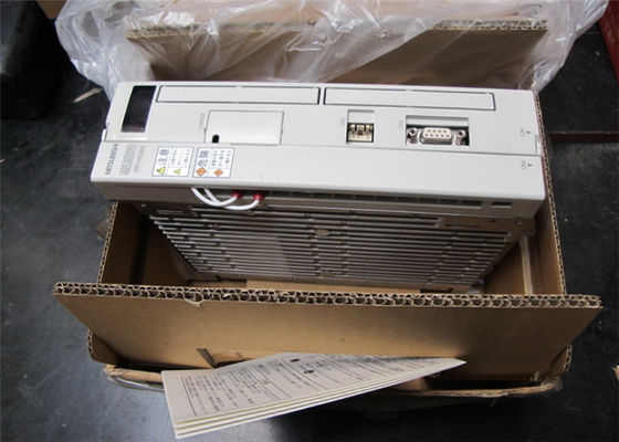 NEUER SERVO-Wechselstrom 10 Ampere 2KW 200-230VAC 50/60HZ JAPANS Mitsubishi ANTRIEBS-MR-H200B