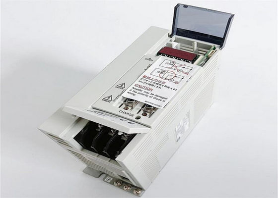 Fährt industrielles Servo MR-J2S-200A-S007 Mitsubishi-Servoverstärker