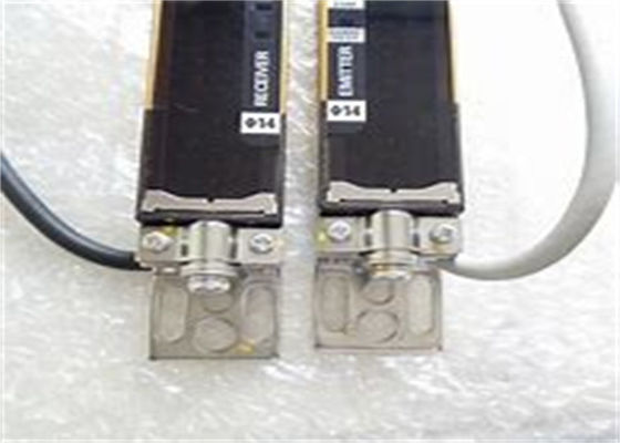 SICHERHEITSLICHTVORHANG Omron F3SJ-A0875P14 programmierbarer Logik-Prüfer PLC