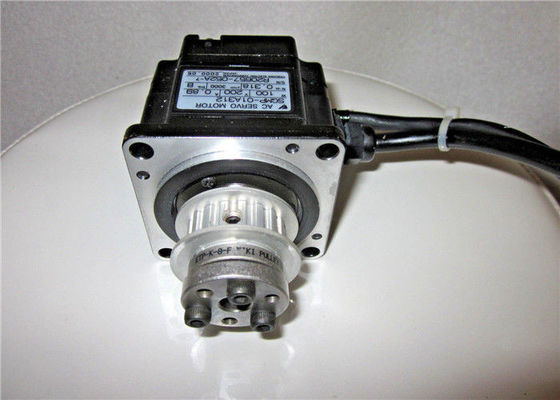 SGMP-01A312 100W 200V Wechselstromsynchroner Servomotor 3000RPM 2048PPR