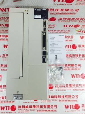 Ein Jahr-Garantie-industrielles Servo fährt YASKAWA SGDV-330A01A Servopack 50/60HZ