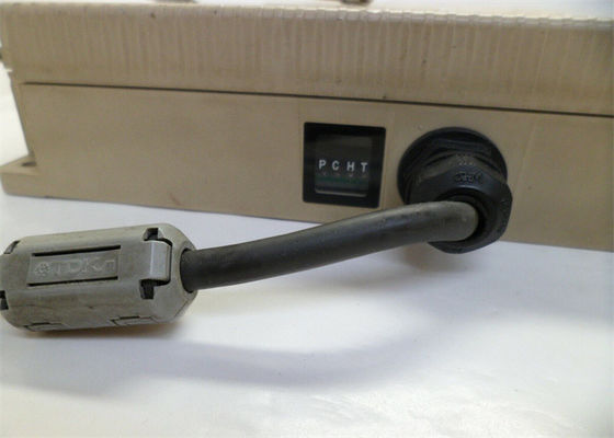 Omron V690-HMG01A ANTENNA/CONTROLLER programmierbarer Logik-Prüfer 2,4 Gigahertz PLC