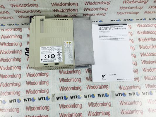 Fährt industrielles Servo 50/60HZ YASKAWA SGDS-15A12A SERVOPACK nagelneu
