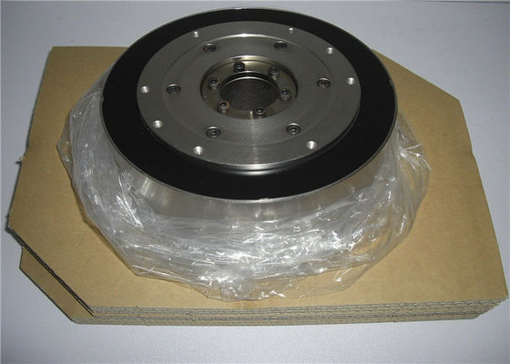 Industrieller Servomotor Yaskawa SGMCS-17D3B11 365W 200V   451. lbs-in