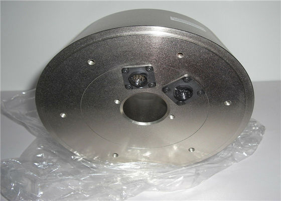 Industrieller Servomotor Yaskawa SGMCS-17D3B11 365W 200V   451. lbs-in