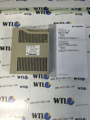 Ein Jahr-Garantie Yaskawa-Motorantriebe SGD-A3AP Servopack 1PH 200-230V 50/60HZ 11AMPS
