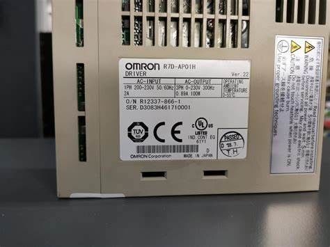 OMRON R7D-BP01H laden Servo-Versorgung 1A 200V Wechselstroms 200VAC 100 einphasiges W 230 V