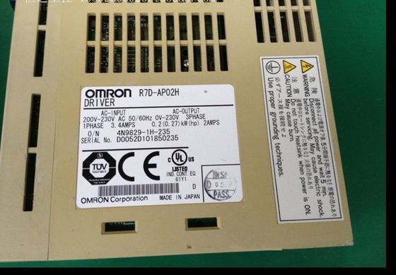 OMRON R7D-BP02HH Servo Fahrgestelle-Berg Wechselstroms 200VAC der Versorgungs-1.6A 200V Lasts-200 W