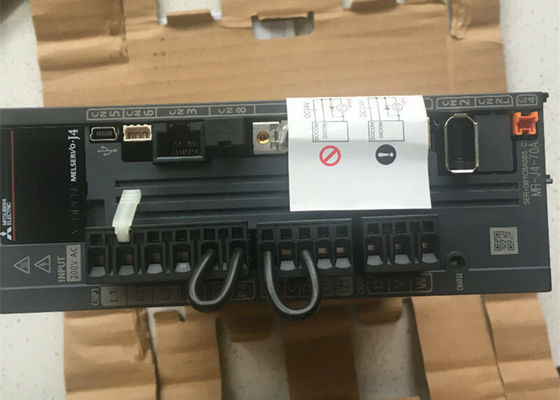 Mitsubishi 750W Reihe Wechselstromservo-Antriebs MR-J4-70A 1-Axis MELSERVO-J4 SERVOverstärker