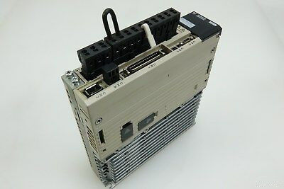 Nagelneuer Yaskawa SGDV-2R8A11B starker Servo-Antrieb Wechselstroms 220V