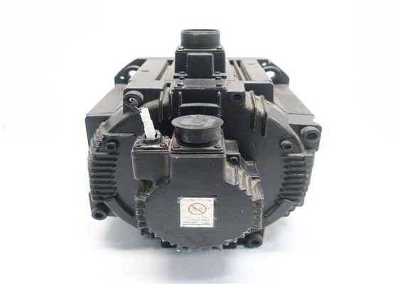 SGMDH-45A2B-YR12 industrieller Yaskawa Servomotor 1500rpm 32.4a 200v-ac 4500w 28.4nm