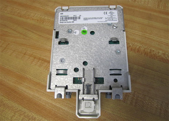 Neues ABB S800 E/A-Modul 3BSE036634R1 TB825 Multi-Mode Modulebus Optical Media Coverter