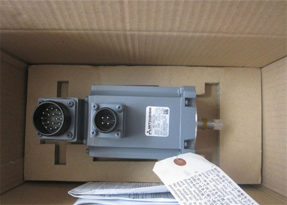 Mitsubishi 300W HA-FH33-EC industrieller Wechselstromservomotor HAFH33EC 129V 1.9A NEU
