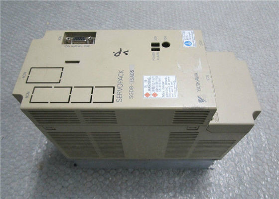 SGDB-15ADS Yaskawa Servo-Antrieb 200-230V 9.5A Servopack gab 10 Ampere ein