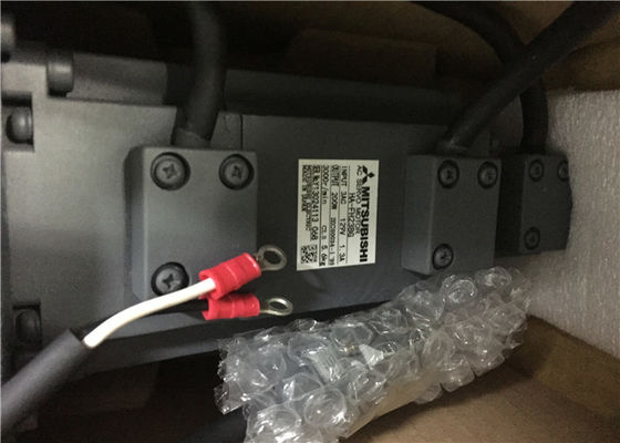 Industrieller Servomotor 0.2KW 129V 13A Mitsubishis Melservo HA-FH23BG NEU auf Lager