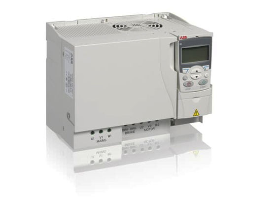 Fährt Niederspannung ACS310-03E-48A4-4 Wechselstrom 3AUA0000039638 4A IP20