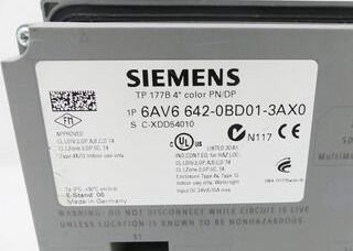 SIEMENS 6AV6642-0EA01-3AX0 32-Bit--520 MHZ 128 MBYTE 32 KBs integrierte grelles S7