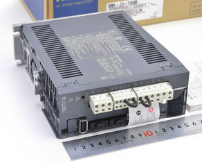 MR-J2S-100B MR-J2S Serie Wechselstrom-Servoverstärker Mitsubishi 3 Phase 1KW