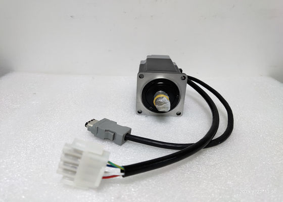 Industrieller Servomotor R7M-A40030-S1 200V 2.6A 1.27HP 3000RPM Omron Corporation 400W