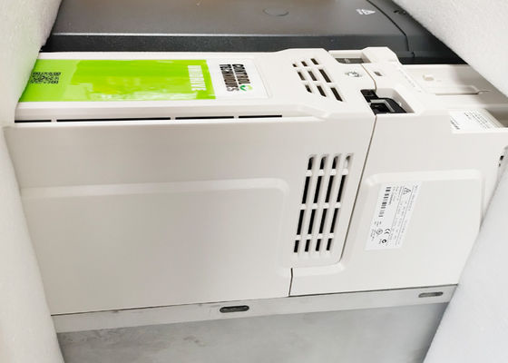 M701-06400420A UNIDRIVE M700 LEISTUNGSSTARKER WECHSELSTROM FÄHRT INPUT 50/60HZ