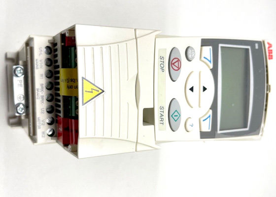 ACS355-03U-05A6-4+J400 3AUA0000078249 Maschinen Wechselstromantrieb Frequenzwandler