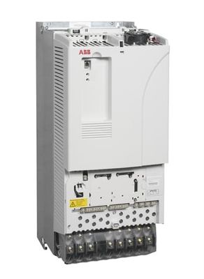 ABB ACS800-04M-0610-7 3 Phase 560 kW Frequenzwandler 205 kg Aktuelles Produkt