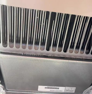 ABB ACS800-04M-0610-7+E208+E210+P901 560kW 560A 205 kg Frequenzumrichter 3 Phase
