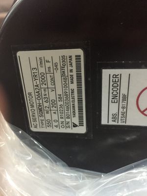 SGM-02B312B Yaskawa Industrieller Servomotor Wechselstromservomotor 100V 200W 2,7A 3000 Umdrehungen pro Minute