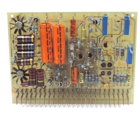 FANUC General Electric POWER AMPLIFIER CARD IC3600APAB1 vier kleine kreisförmige Transistoren